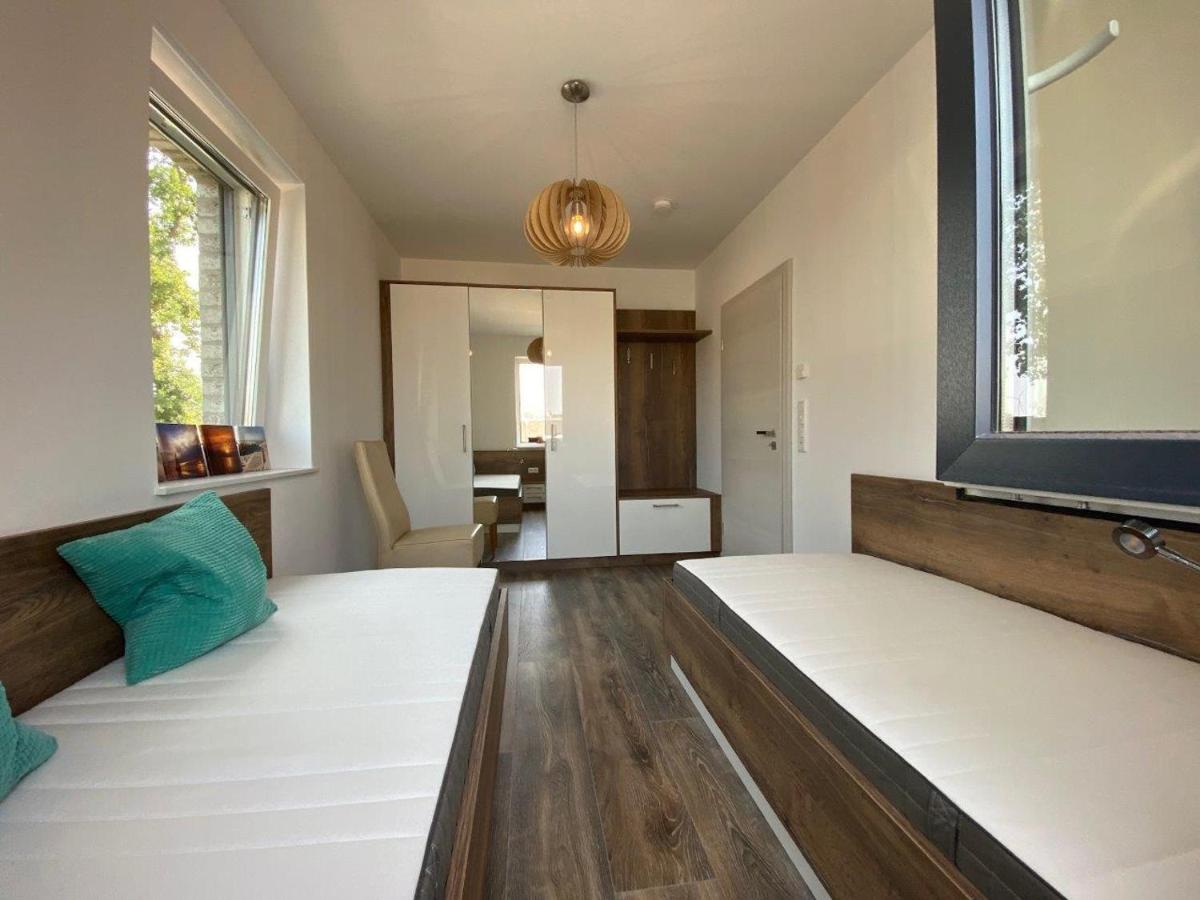 Ferienhaus Seestern Am Harkebruegger See Mit Sauna Und Kamin Barssel  المظهر الخارجي الصورة