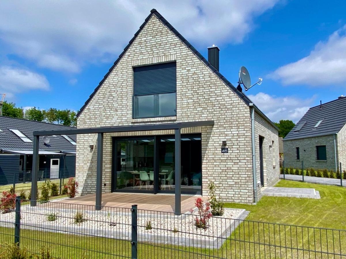 Ferienhaus Seestern Am Harkebruegger See Mit Sauna Und Kamin Barssel  المظهر الخارجي الصورة